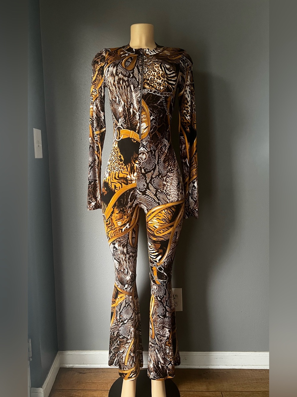 Women's Jumpsuit size Small.